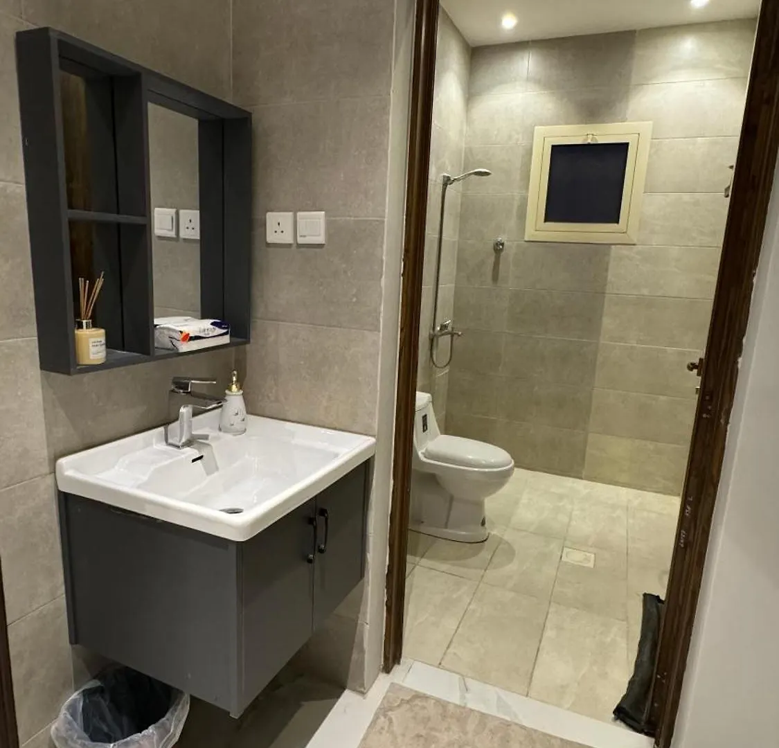 Apartment شقة واسعة و مريحة و شقة للاقامة الطويله Riyadh Saudi Arabia